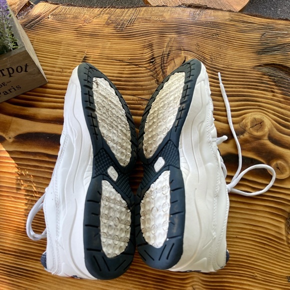 LA Gear Crunch Cross Training Running Sneakers Shoes - Picture 4 of 8